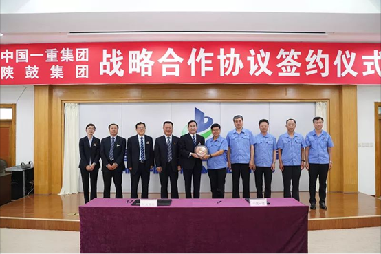 ����������¼���Я��һ�����������������������������һ��ǿ��